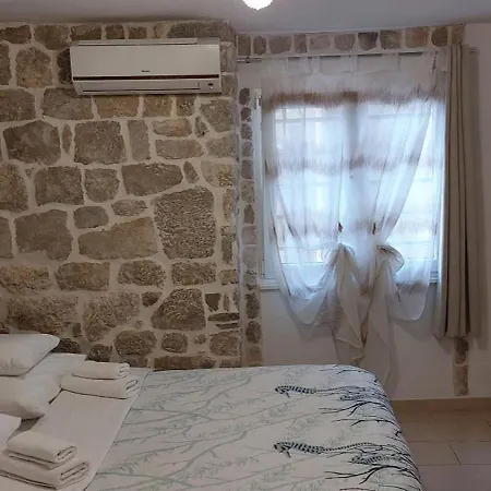 Antea * Split