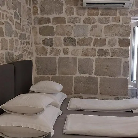 Antea Apartment