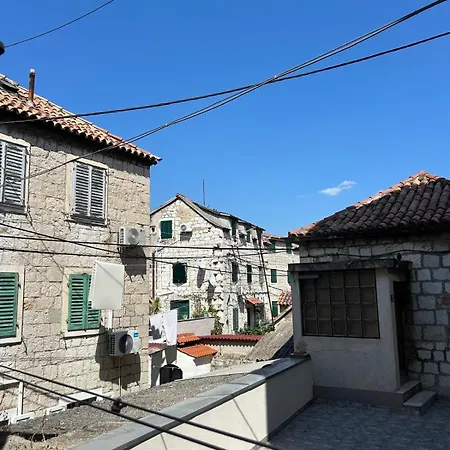 Antea Apartment